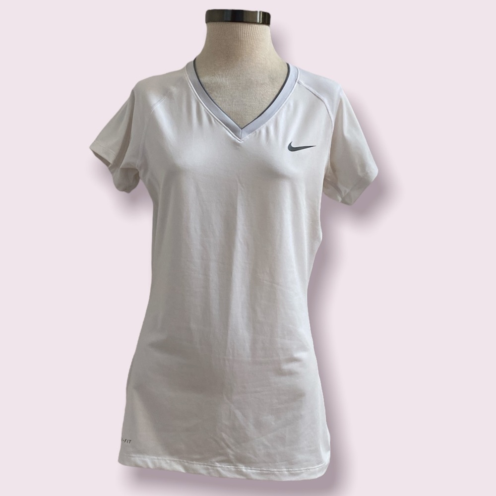 Nike Pro Women’s Fitted White Compression Running Athletic Short Sleeve Tee LRG